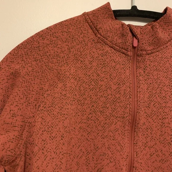 Rest Less Cropped Half Zip - Picture 3 of 5